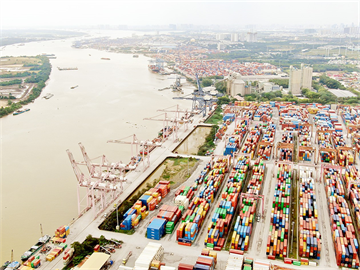 IMPROVING THE EFFICIENCY OF ATTRACTING FOREIGN DIRECT INVESTMENT IN HO CHI MINH CITY TOWARDS QUALITY AND SUSTAINABILITY